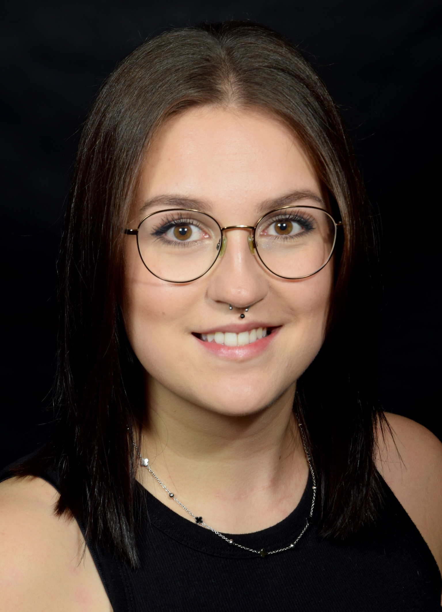 SARA Expertin für Balayage
~
Vollzeit